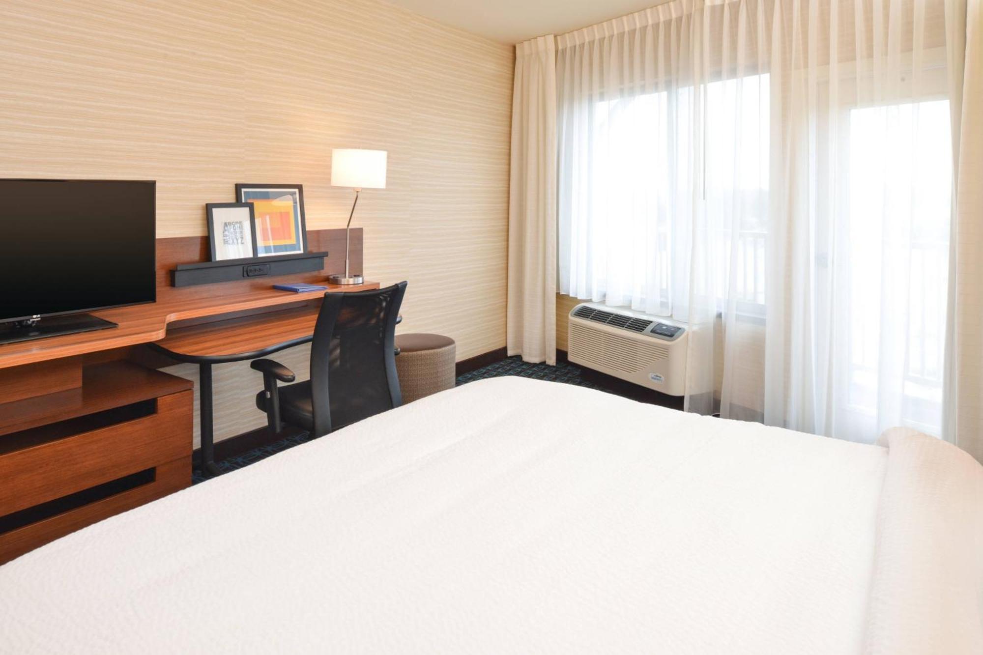 Fairfield Inn & Suites By Marriott Санта Круз Екстериор снимка